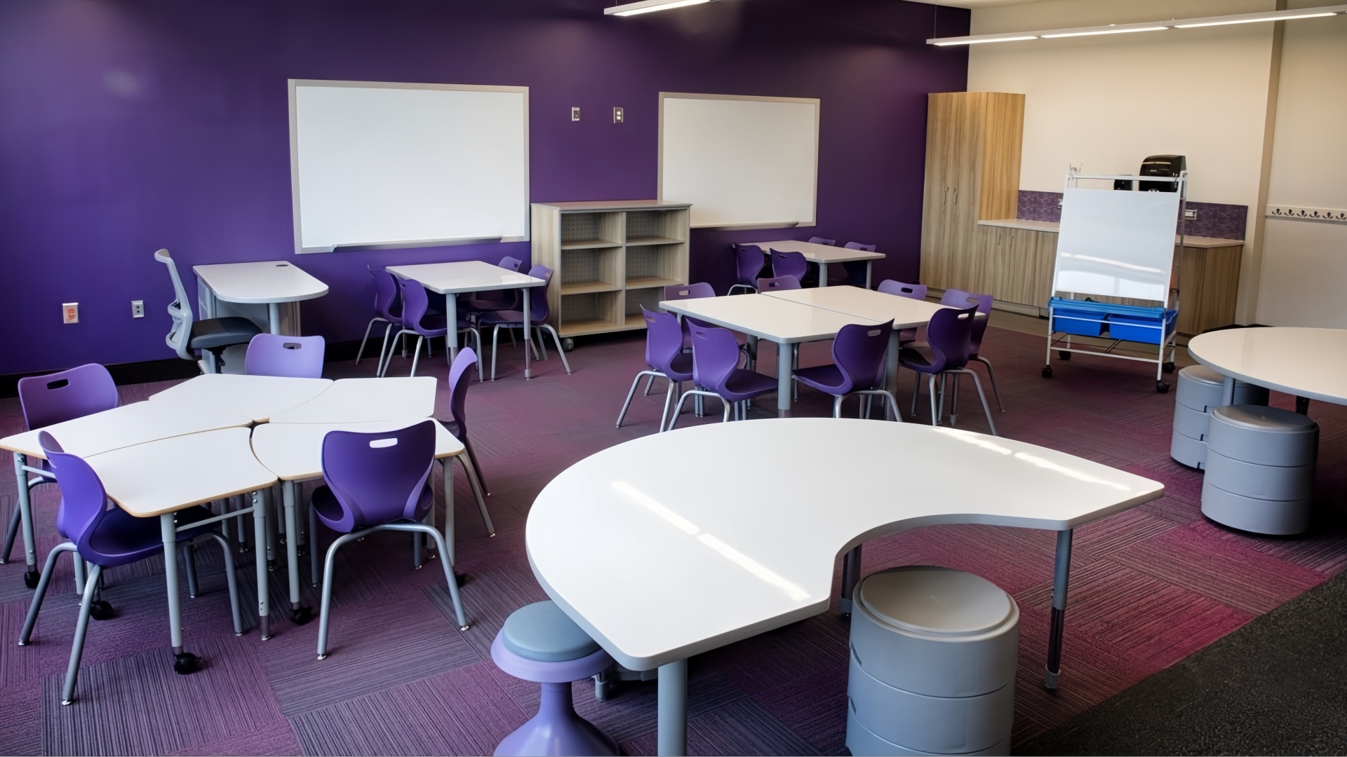 modular classroom desk