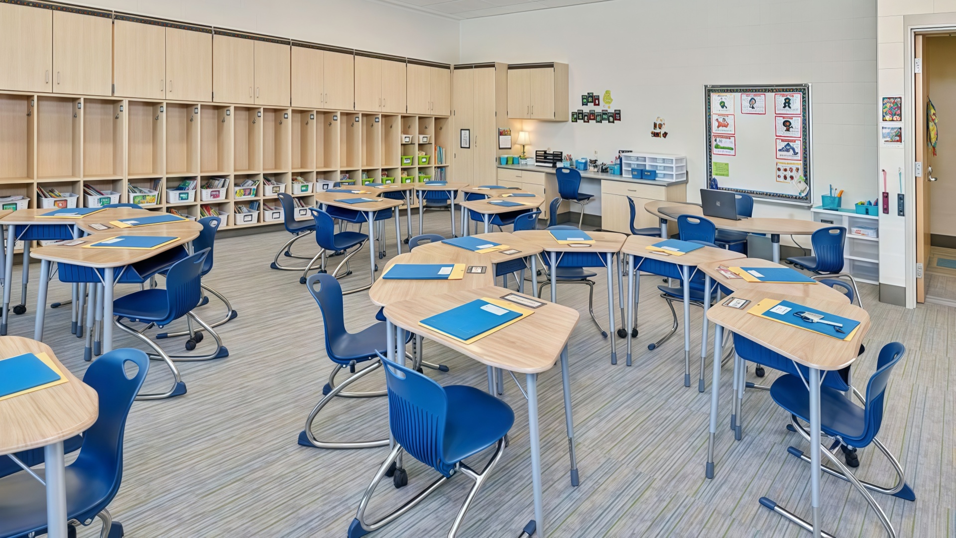 flexible classroom furniture