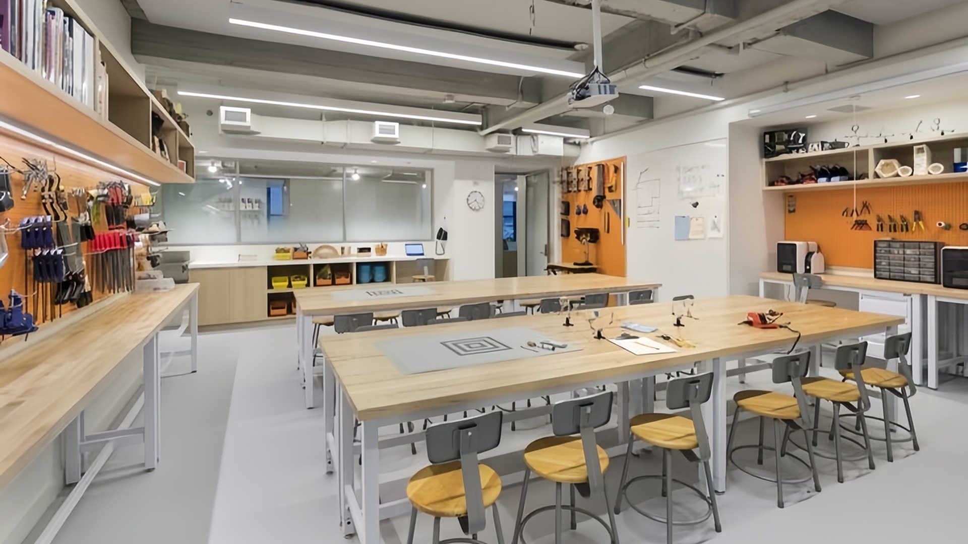 STEM classroom furniture design