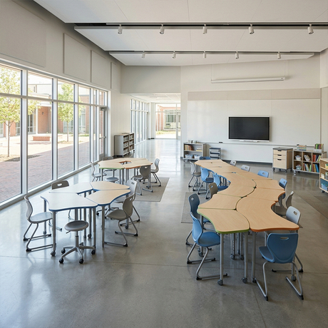 Flexible Collaborative Desks for Learning Spaces